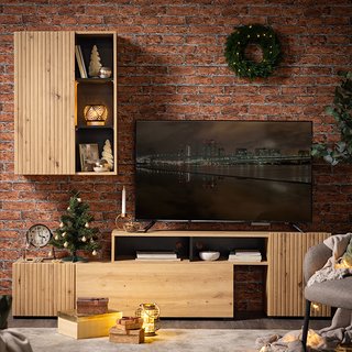 Toplina artisan hrasta u prazničnom enterijeru